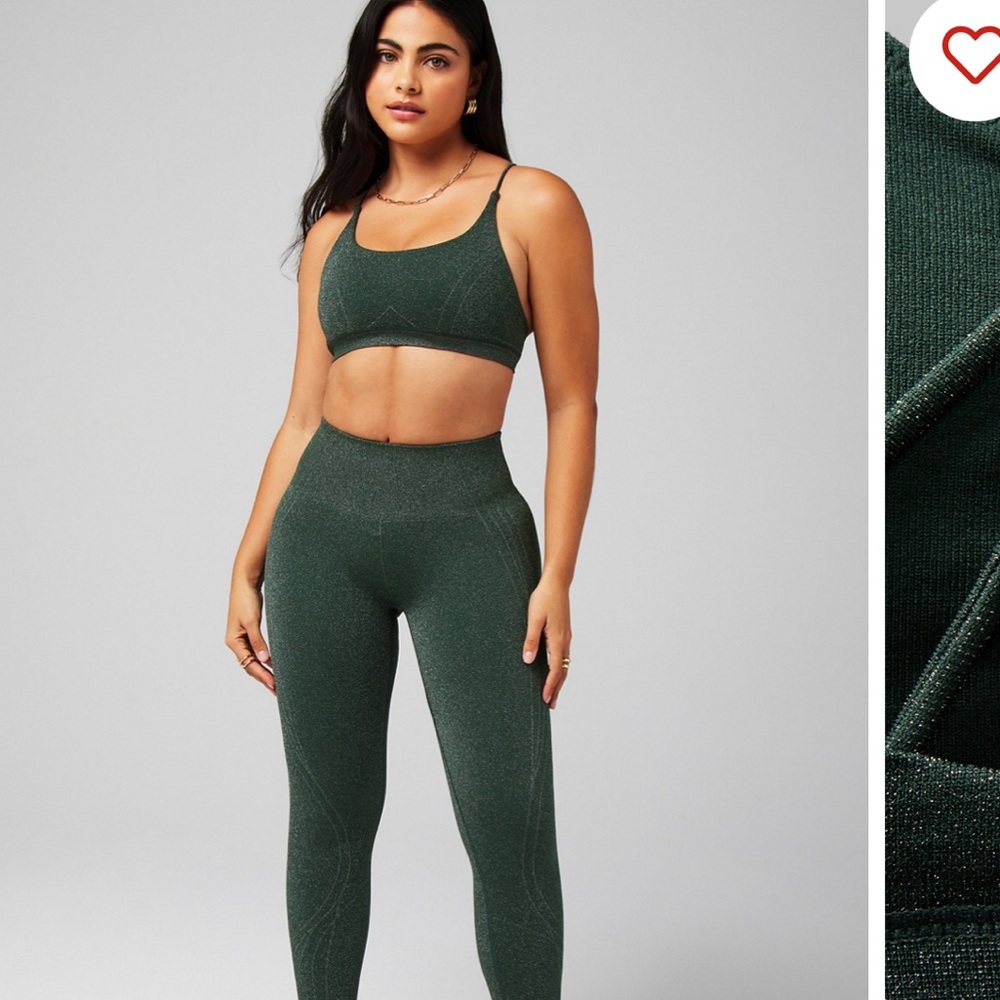 Fabletics Women's Alpine Green Shimmer Seamless Set